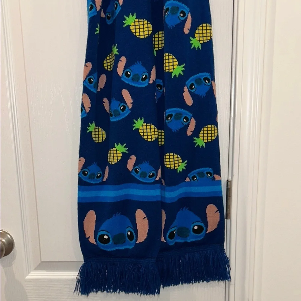 Disney Lilo & Stitch Pineapple Scarf